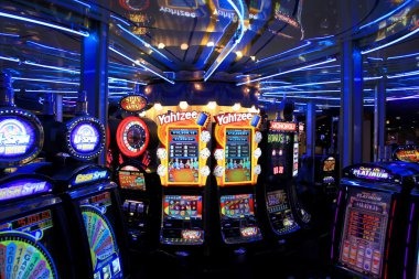 53 2d Slots